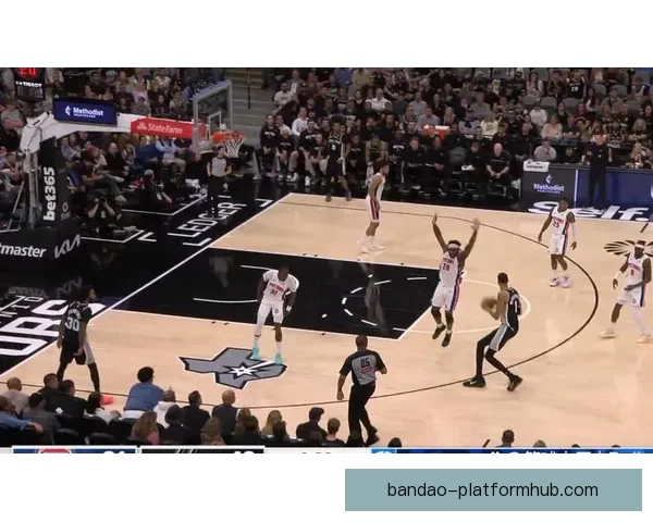 马刺眼中的文班季后赛潜力巨大经验不足难阻发挥 马刺眼中的文班季后赛潜力巨大经验不足难阻发挥